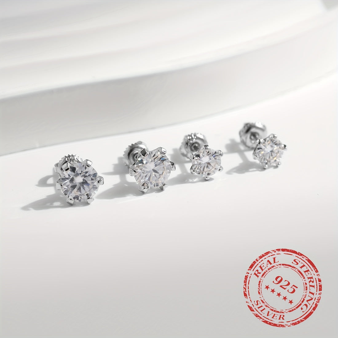 Brincos de pino Moissanite - 1 quilate em prata esterlina 925